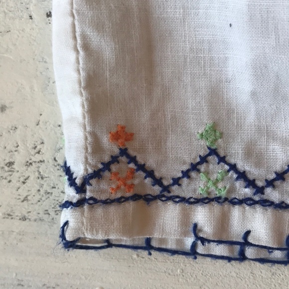 Lucky Brand Embroidered Tank - Picture 6 of 8